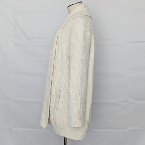 Barefoot Dreams Cardigan Cabin Cable CozyChic Knit Shawl Collar Cream L NWT - Picture 8 of 13